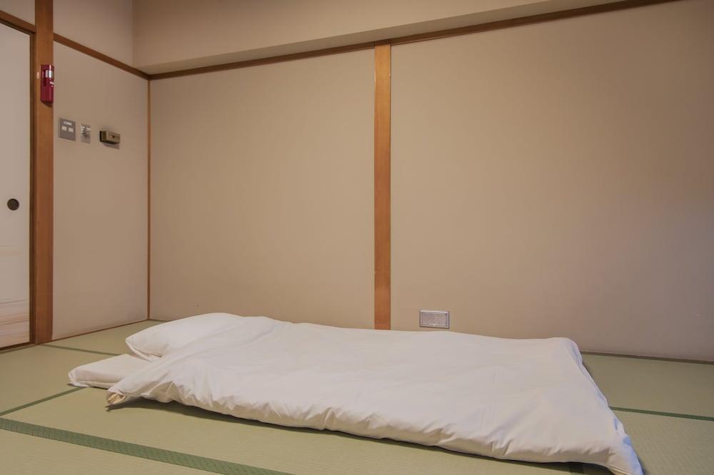 Hotel Ichiei Osaka Esterno foto