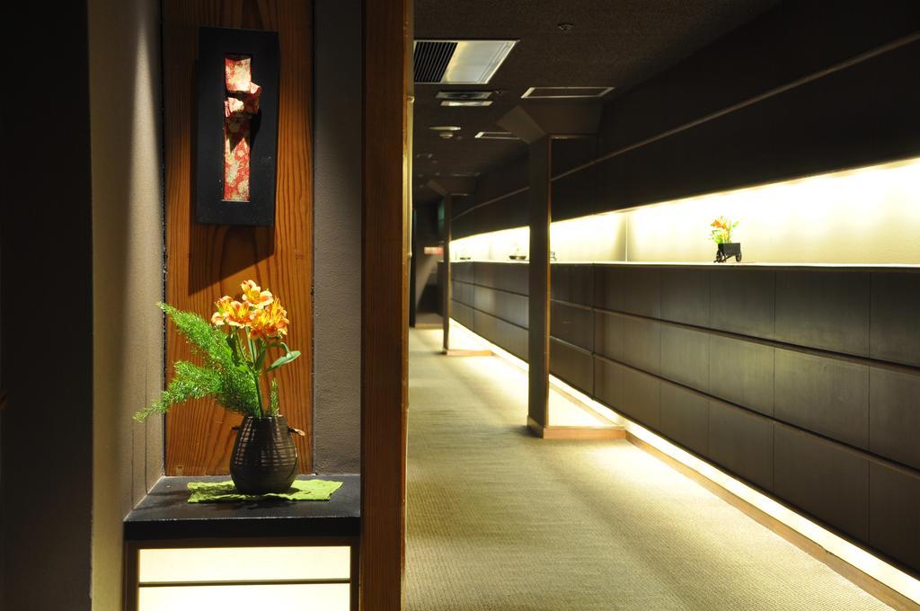 Hotel Ichiei Osaka Esterno foto