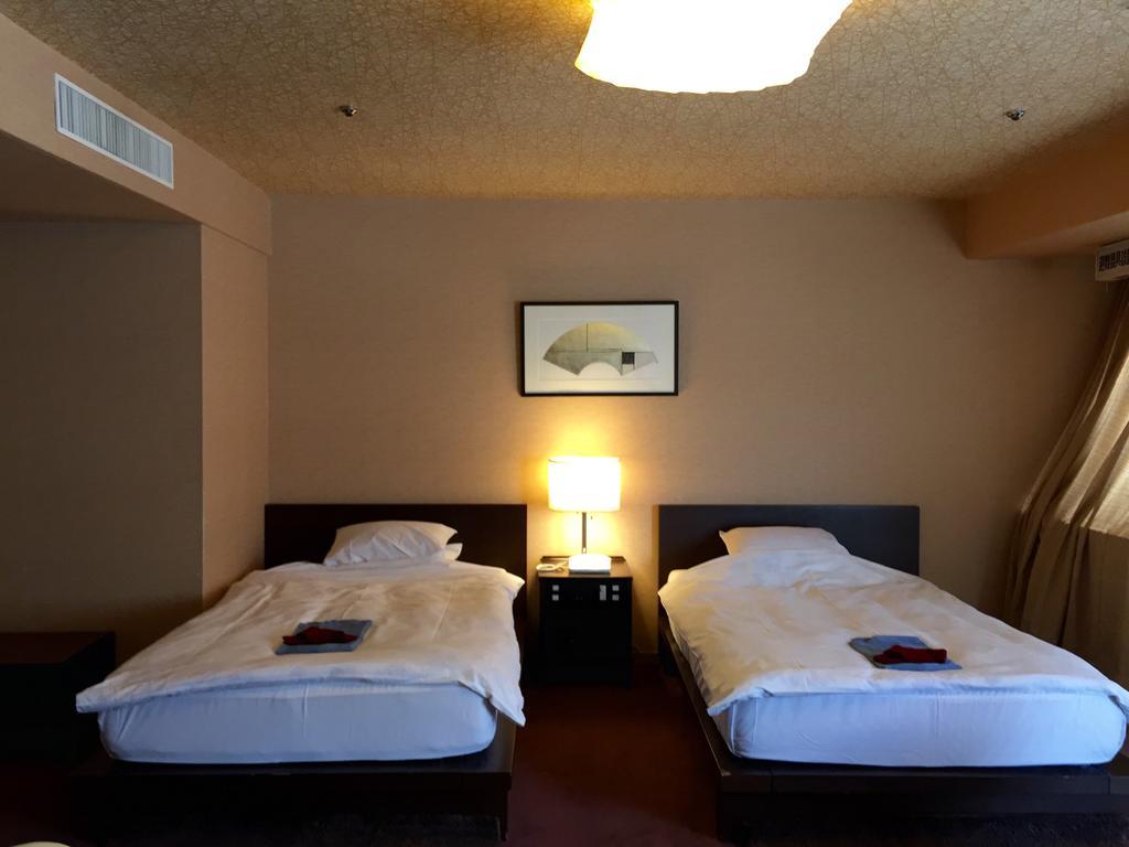 Hotel Ichiei Osaka Esterno foto