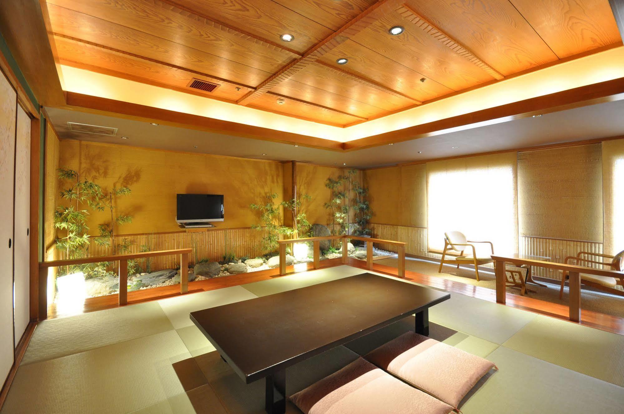 Hotel Ichiei Osaka Esterno foto